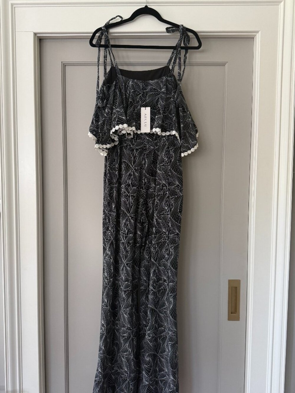 NWT: Azulu Ruffled Jumpsuit Sz 6
